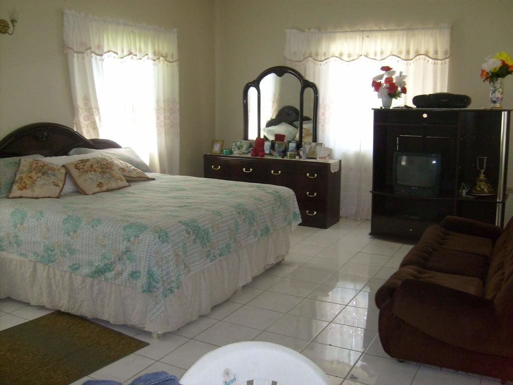 Griffiths Guest House White Hill Kültér fotó